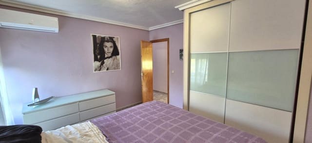 4 quarto Apartamento para venda em Juan XXIII, Alicante cidade com garagem - 146 000 € (Ref: 9506982)