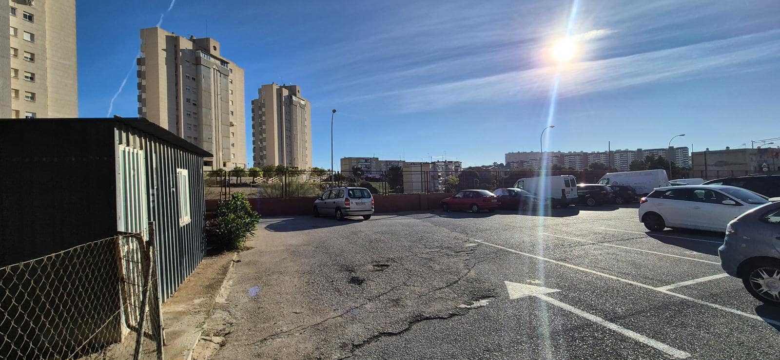 4 bedroom Flat for sale in Alicante / Alacant city with garage - € 146,000 (Ref: 9506982)