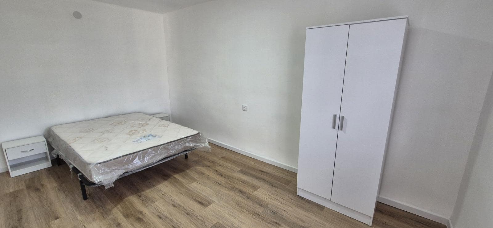 Piso de 3 habitaciones en Alicante / Alacant ciudad en venta - 115.000 € (Ref: 9532531)