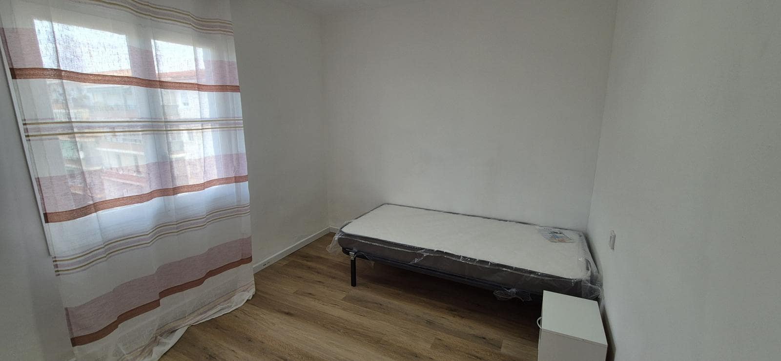 Piso de 3 habitaciones en Alicante / Alacant ciudad en venta - 115.000 € (Ref: 9532531)