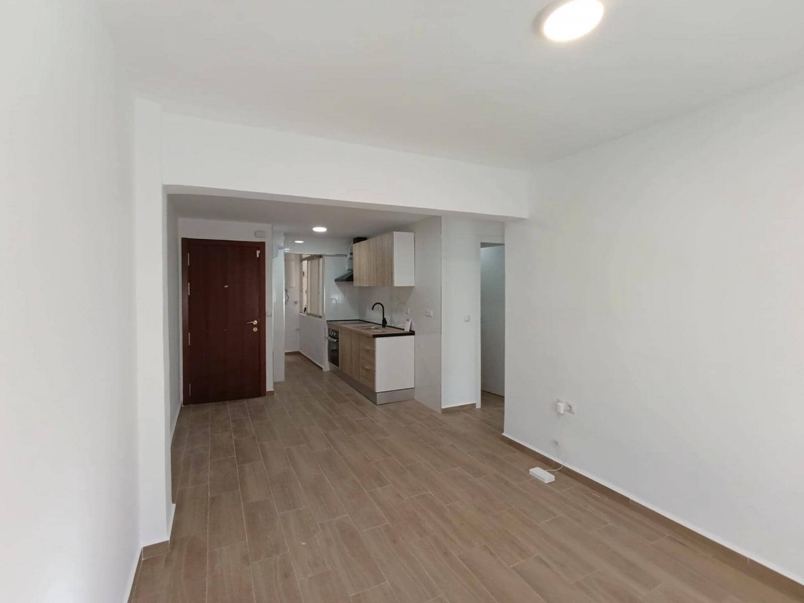 2 bedroom Flat for sale in Alicante / Alacant city - € 149,000 (Ref: 9605533)