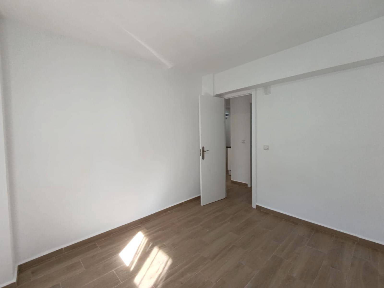 2 bedroom Flat for sale in Alicante / Alacant city - € 149,000 (Ref: 9605533)