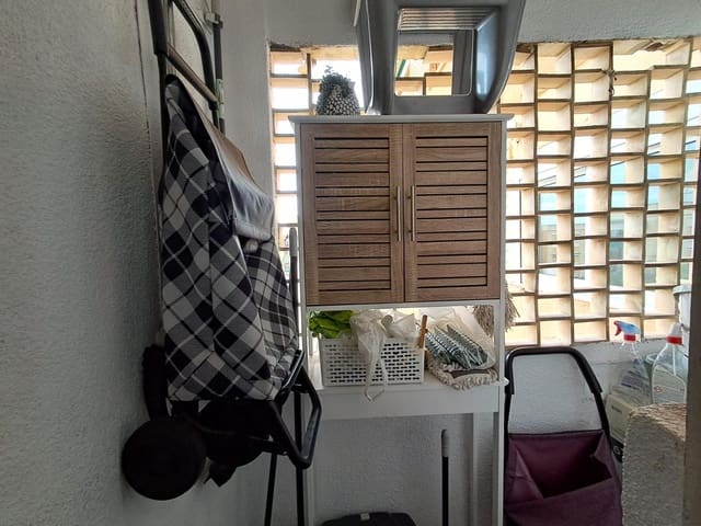 4 camera da letto Appartamento in vendita in Alicante città - 125.000 € (Rif: 9606496)