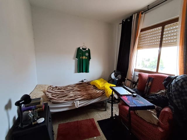 4 camera da letto Appartamento in vendita in Alicante città - 125.000 € (Rif: 9606496)
