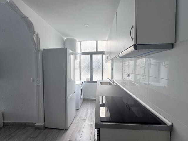 2 sovrum Lägenhet till salu i Alicante stad - 129 000 € (Ref: 9626966)