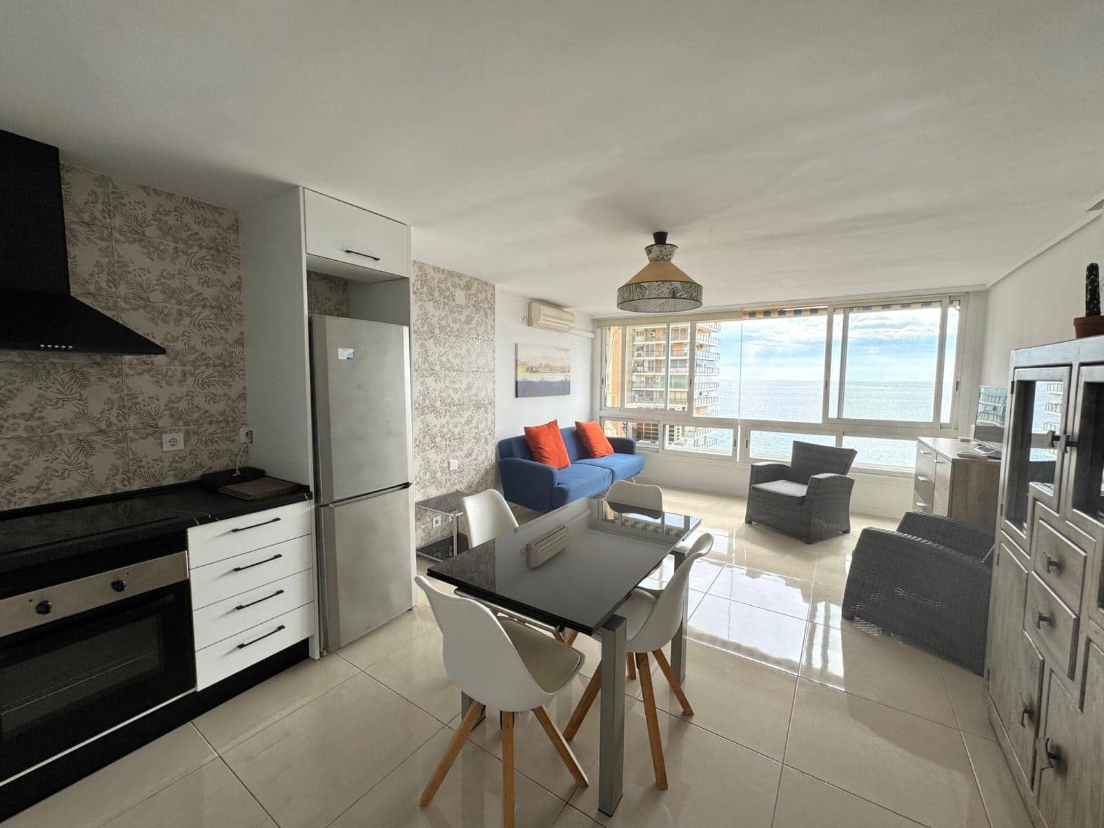 1 bedroom Apartment for sale in Alicante / Alacant city - € 179,900 (Ref: 9700188)