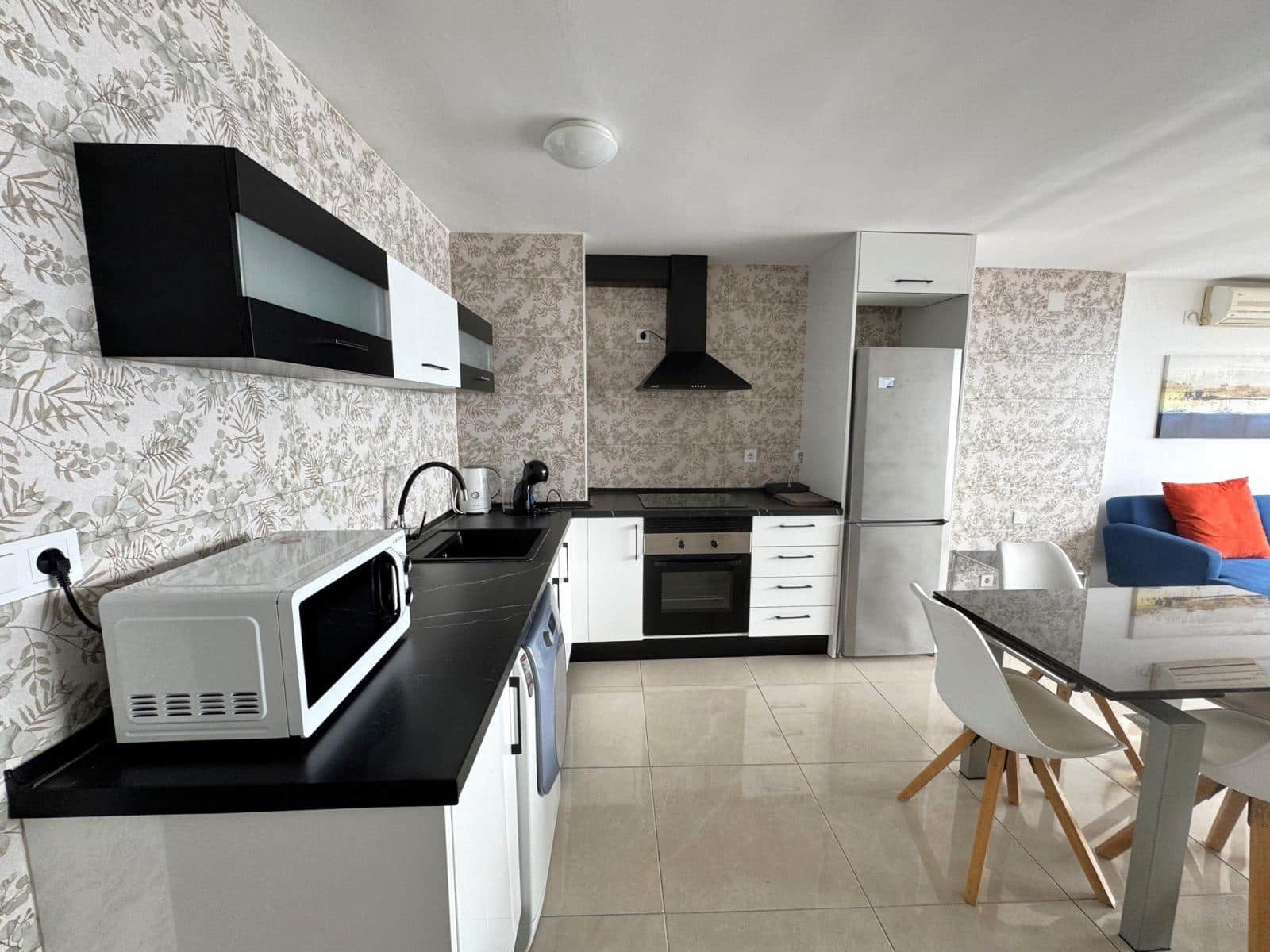 1 bedroom Apartment for sale in Alicante / Alacant city - € 179,900 (Ref: 9700188)