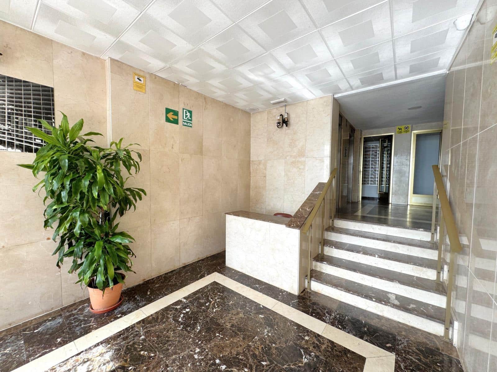 1 bedroom Apartment for sale in Alicante / Alacant city - € 179,900 (Ref: 9700188)