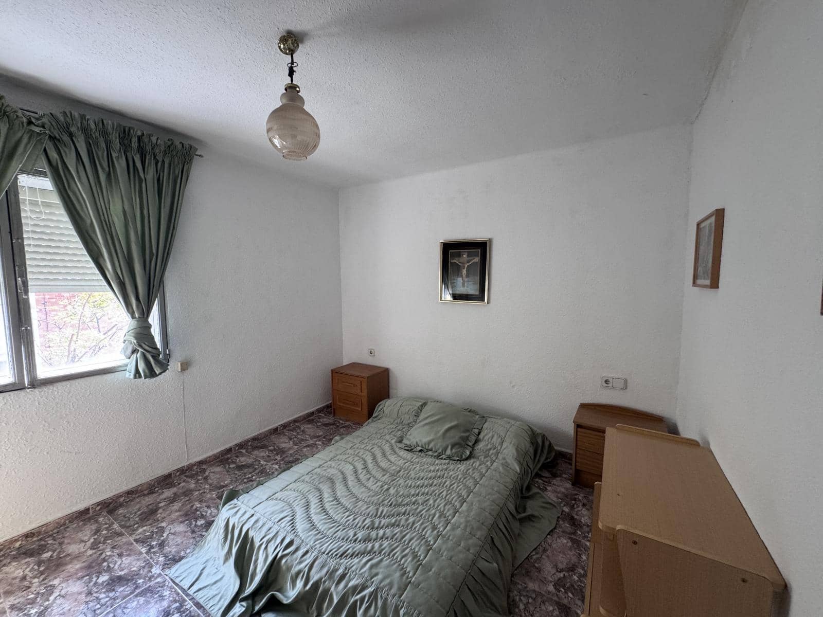 2 bedroom Flat for sale in San Vicente / Sant Vicent del Raspeig - € 100,000 (Ref: 9733648)