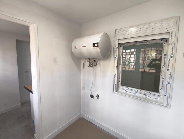 3 sovrum Lägenhet till salu i Alicante stad - 320 000 € (Ref: 9733649)