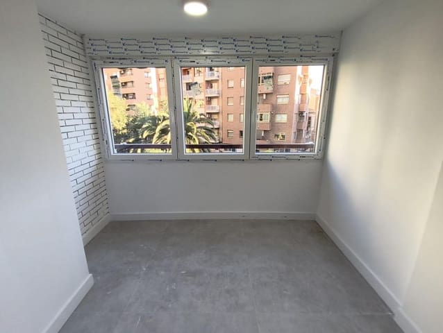 3 sovrum Lägenhet till salu i Alicante stad - 320 000 € (Ref: 9733649)