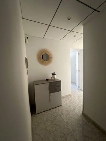 4 sovrum Lägenhet till salu i Alicante stad - 117 000 € (Ref: 9733810)