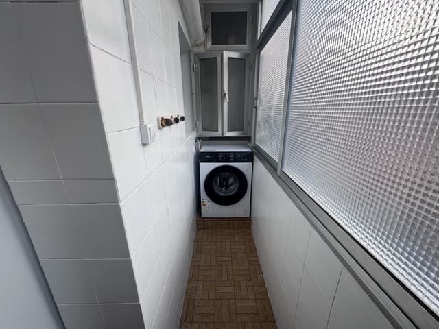 3 sovrum Lägenhet till salu i Alicante stad - 115 000 € (Ref: 9733811)