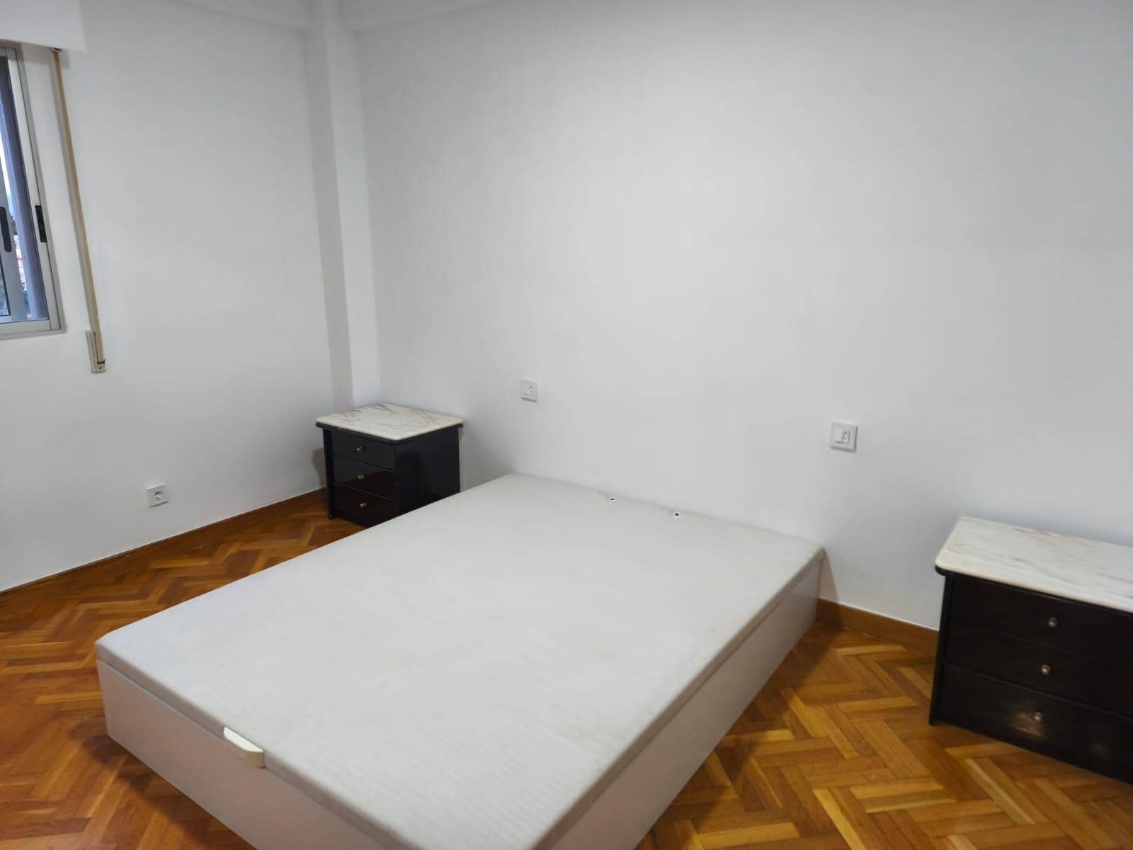 3 sypialnia Mieszkanie na sprzedaż w Miasto Alicante / Alacant z basenem garażem - 160 000 € (Ref: 9770098)