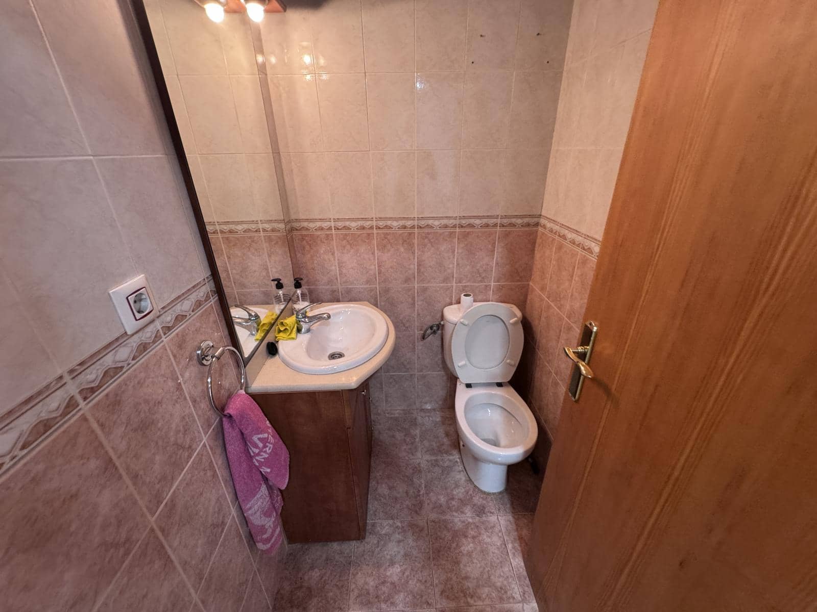 Kaupallinen myytävänä paikassa Alicante kaupunki - 150 000 € (Ref: 9777282)