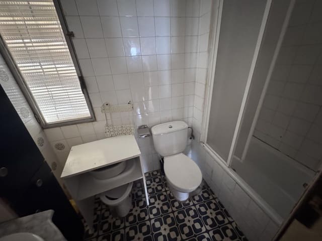 3 sovrum Lägenhet till salu i Juan XXIII, Alicante stad - 130 000 € (Ref: 9777283)