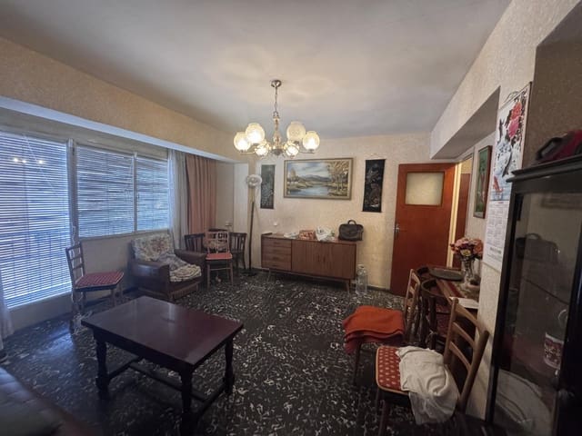 3 soveværelse Lejlighed til salg i San Vicente / Sant Vicent del Raspeig - € 99.000 (Ref: 9798406)