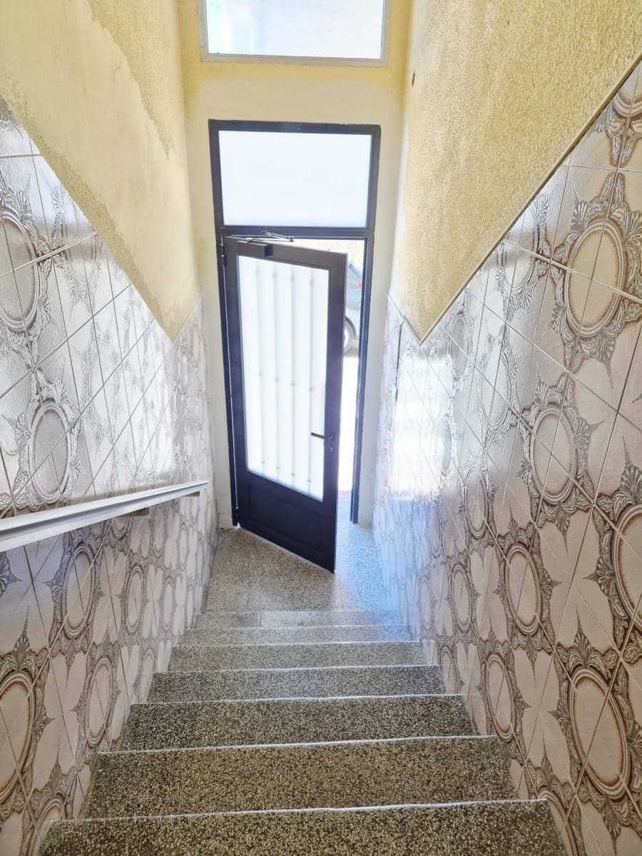 3 soveværelse Lejlighed til salg i Alicante by - € 108.000 (Ref: 9848386)