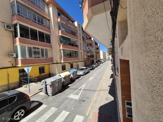 3 soveværelse Lejlighed til salg i Virgen del Carmen, Alicante by - € 108.000 (Ref: 9848386)