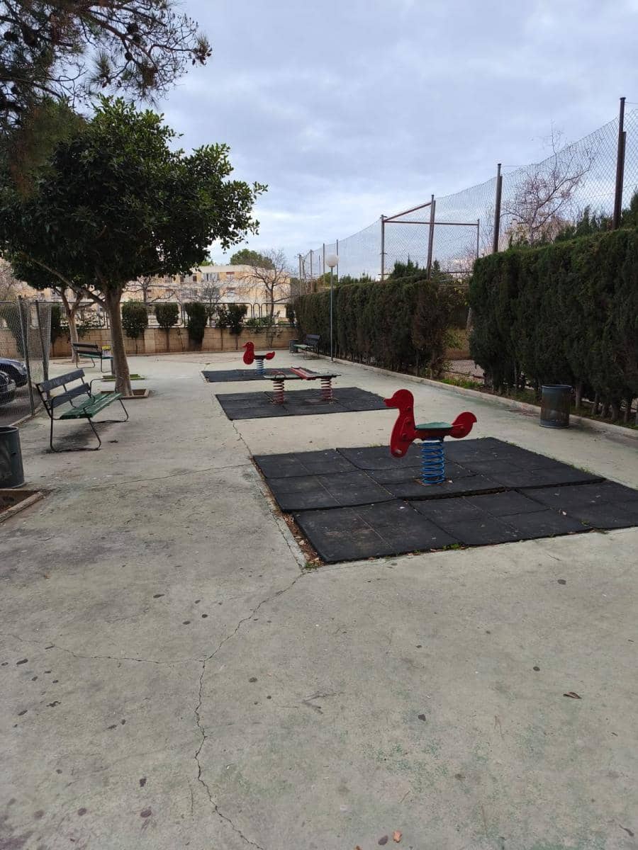 3 slaapkamer Flat te koop in Alicante stad met zwembad garage - € 160.000 (Ref: 9879824)
