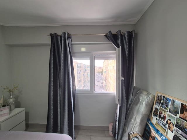 3 chambre Appartement à vendre à Alicante ville - 85 000 € (Ref: 9897131)