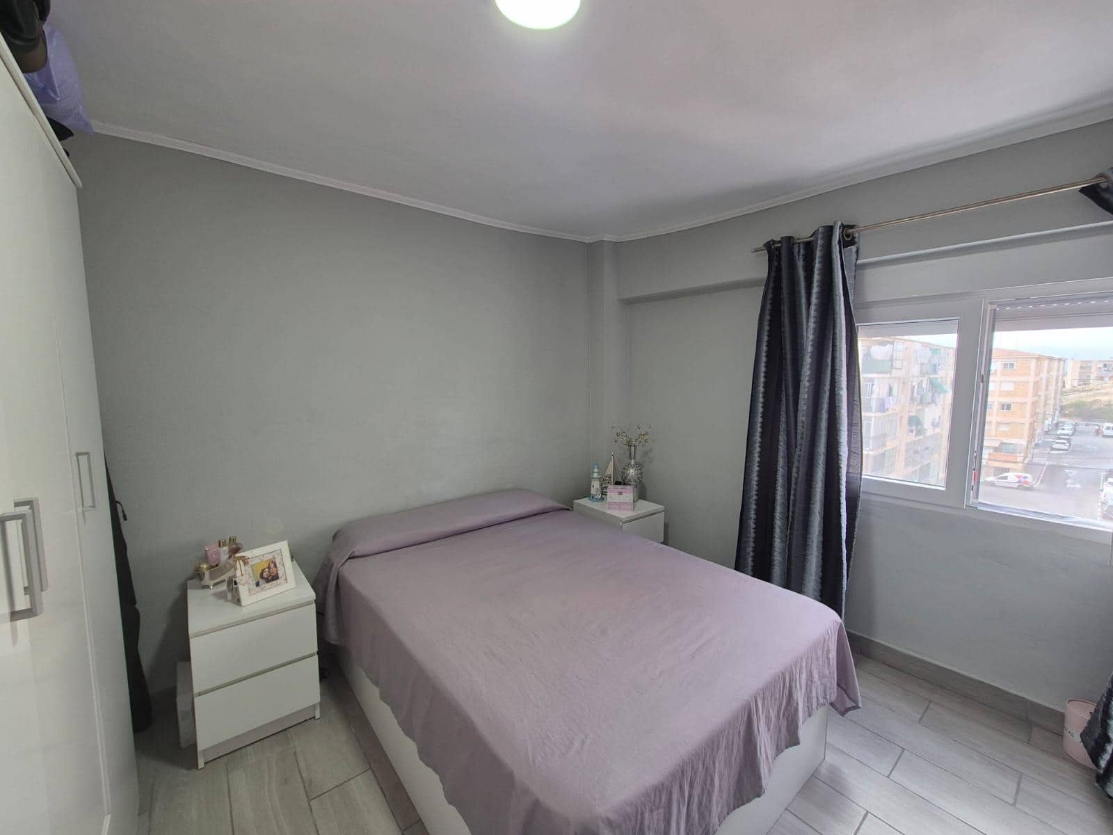 3 chambre Appartement à vendre à Alicante ville - 85 000 € (Ref: 9897131)