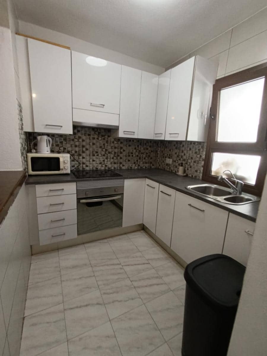 3 slaapkamer Villa te koop in Torrevieja - € 185.000 (Ref: 9897132)