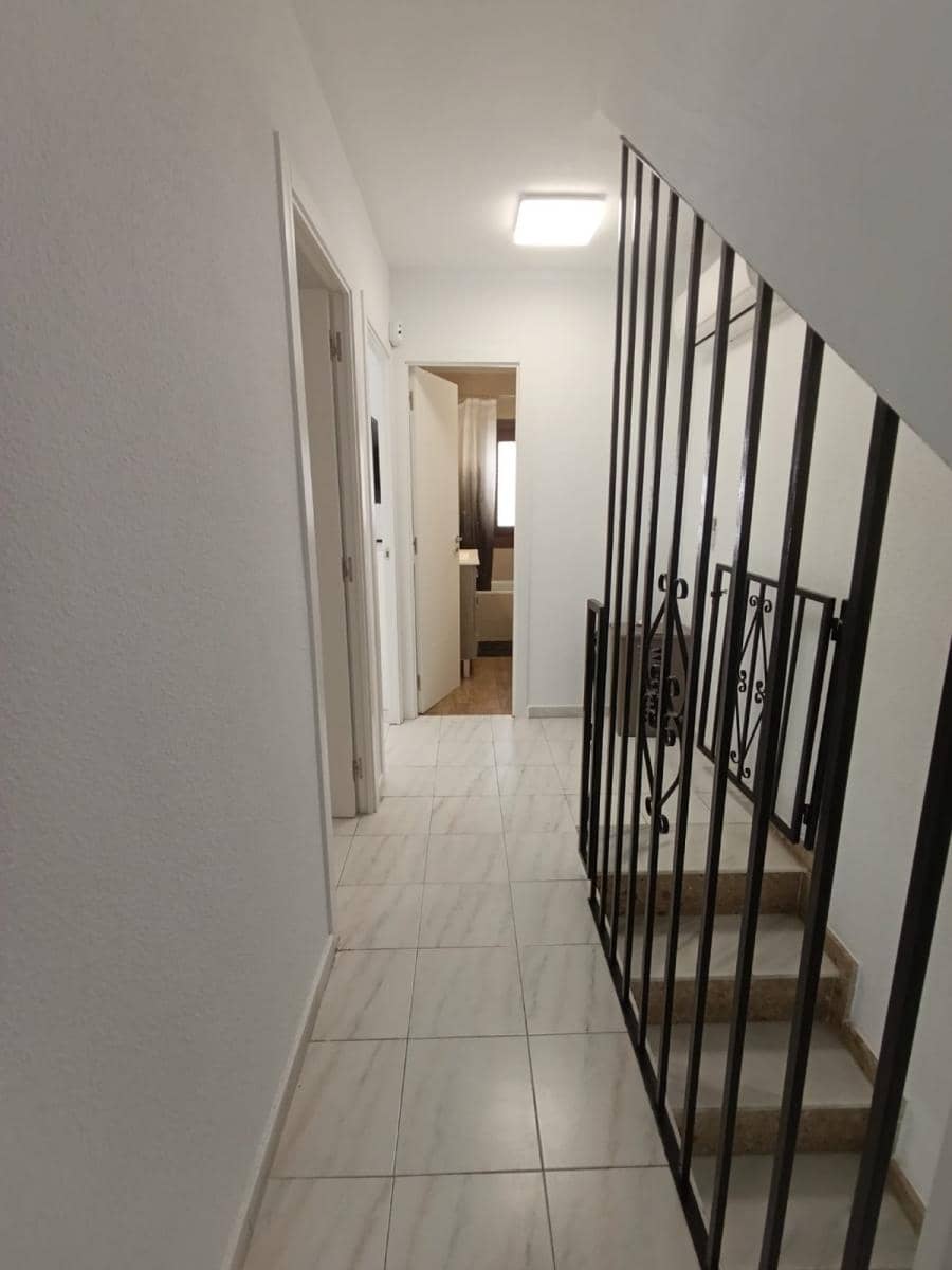 3 slaapkamer Villa te koop in Torrevieja - € 185.000 (Ref: 9897132)