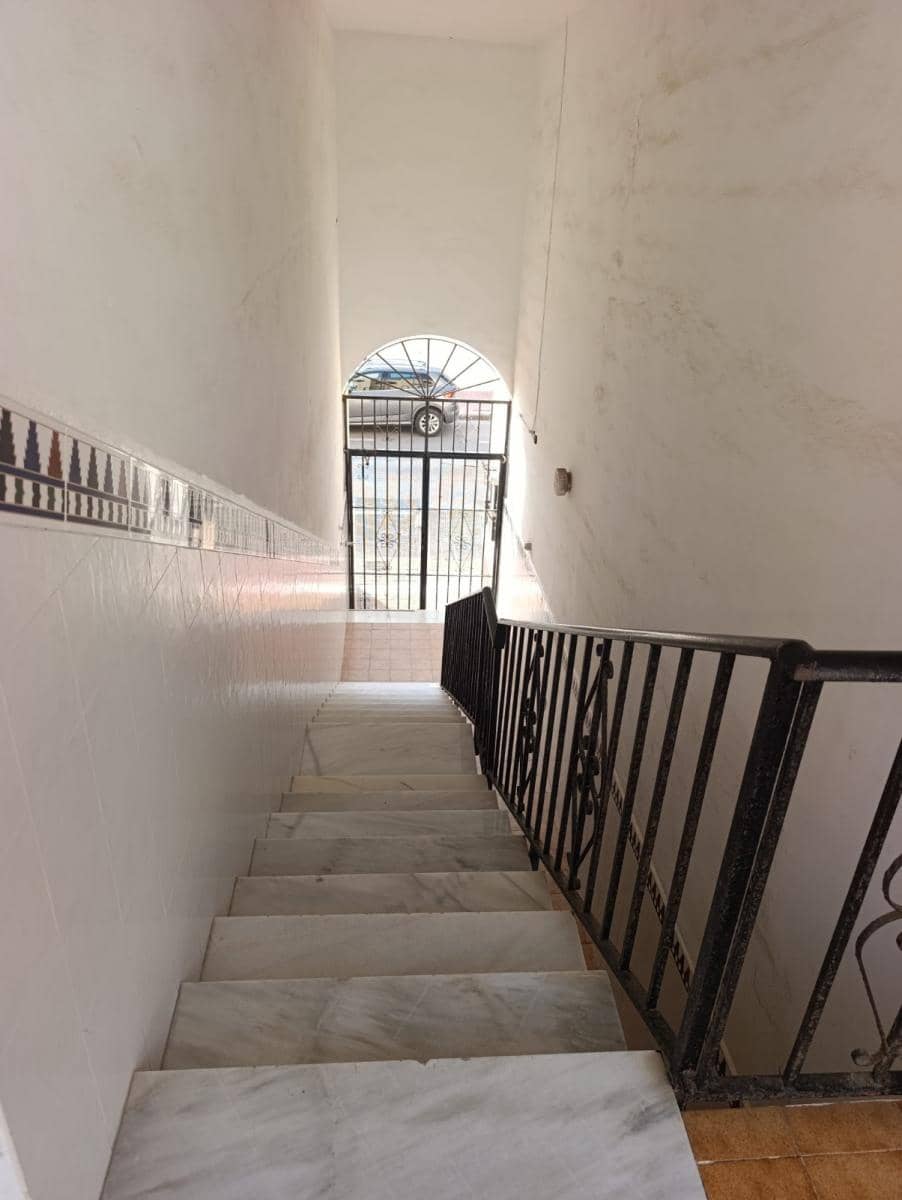 3 slaapkamer Villa te koop in Torrevieja - € 185.000 (Ref: 9897132)