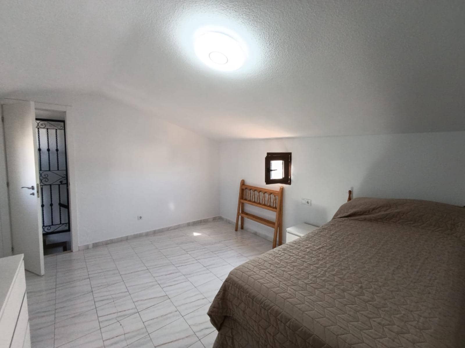 3 slaapkamer Villa te koop in Torrevieja - € 185.000 (Ref: 9897132)