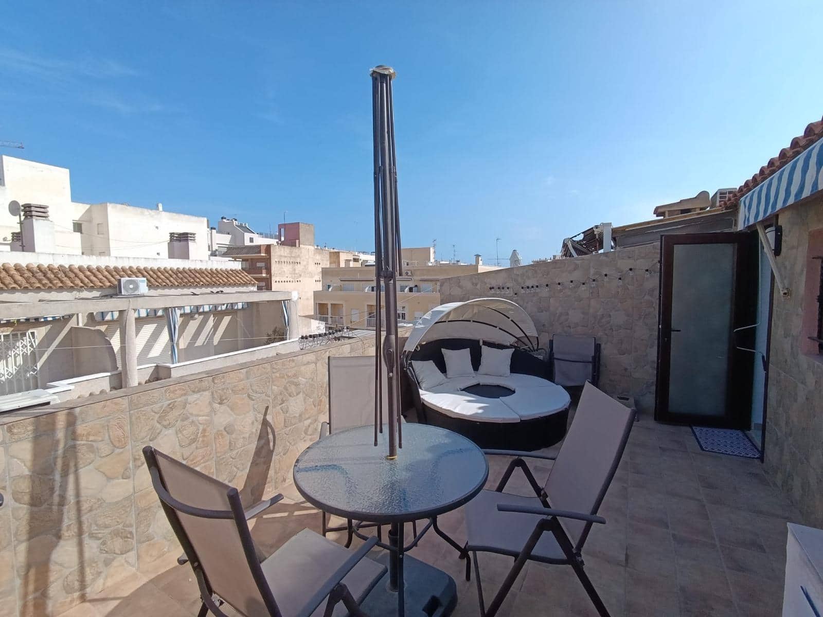 3 slaapkamer Villa te koop in Torrevieja - € 185.000 (Ref: 9897132)
