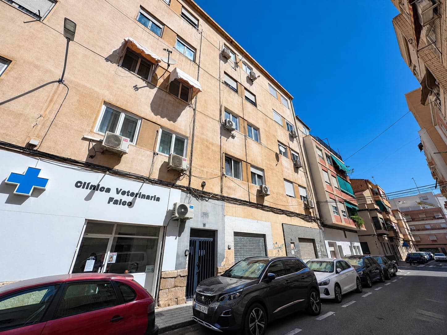 4 chambre Appartement à vendre à Alicante ville - 195 000 € (Ref: 9918838)