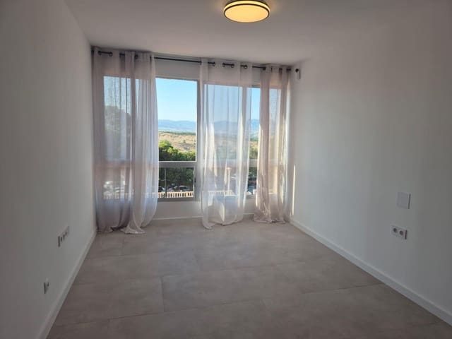 3 soveværelse Lejlighed til salg i Juan XXIII, Alicante by - € 145.000 (Ref: 9935076)