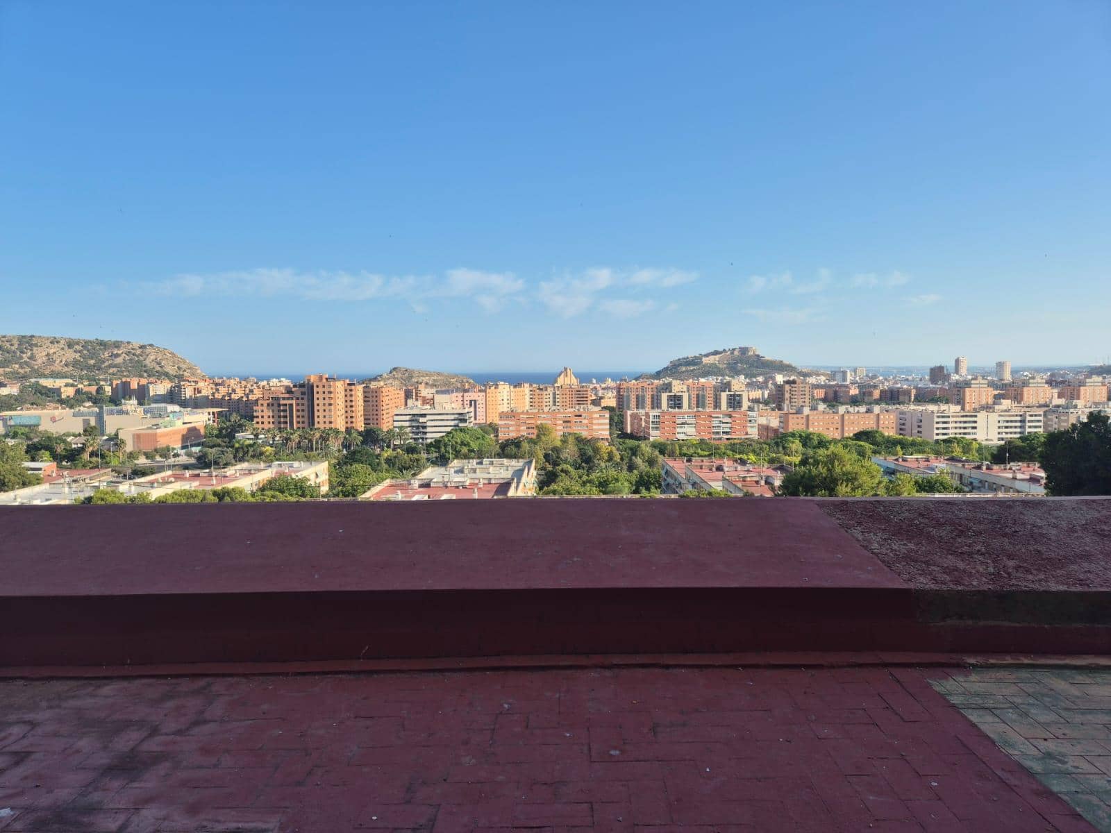 3 soveværelse Lejlighed til salg i Alicante by - € 145.000 (Ref: 9935076)