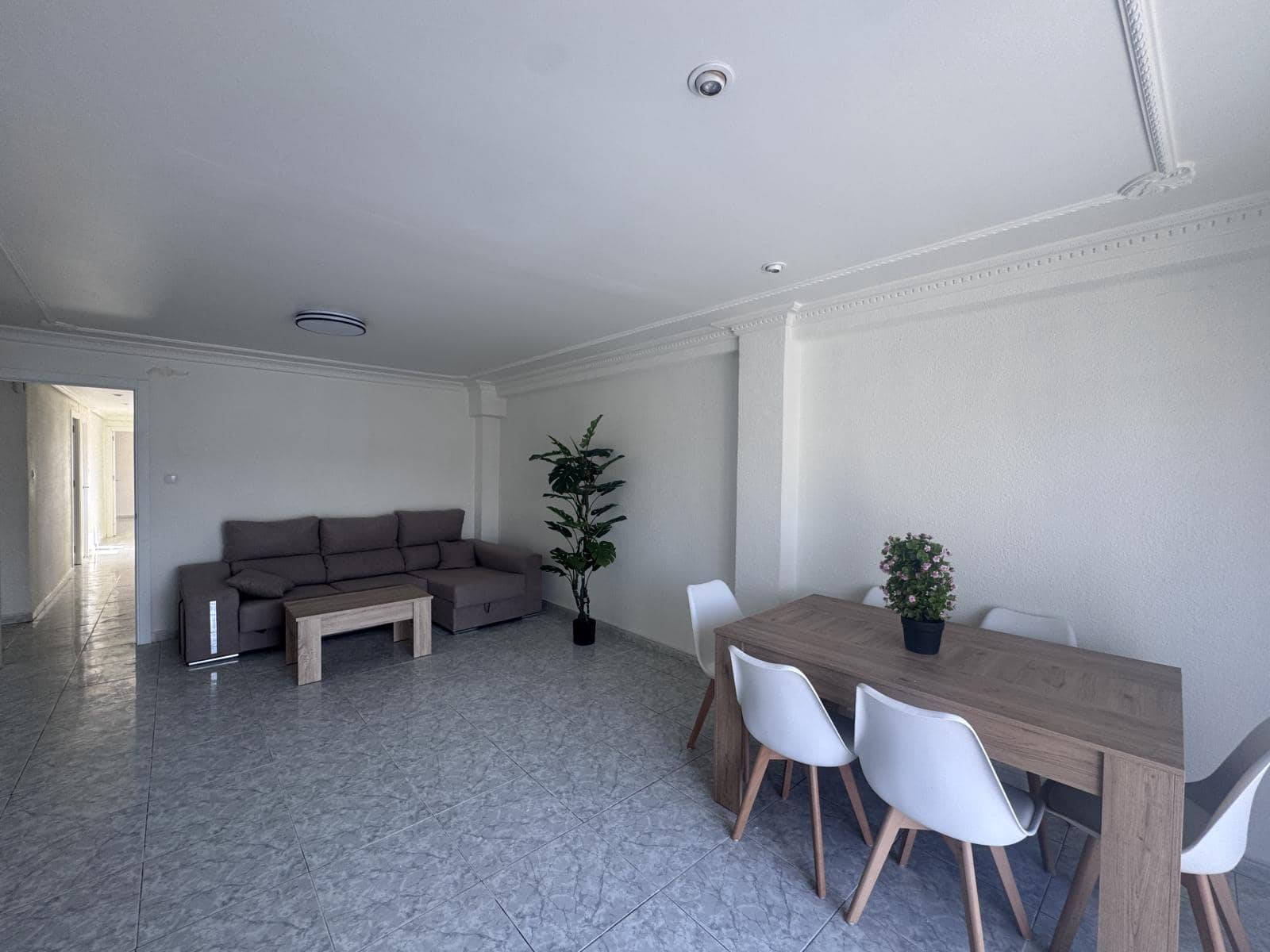 3 soveværelse Lejlighed til salg i Elda - € 99.000 (Ref: 9946067)