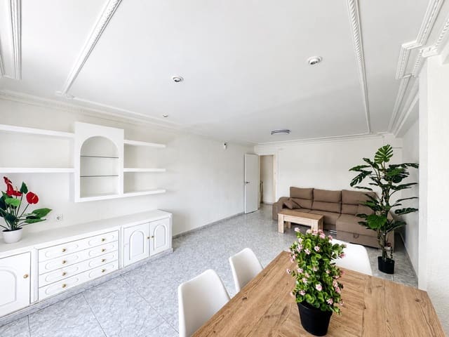 Piso de 3 habitaciones en Elda en venta - 99.000 € (Ref: 9946067)