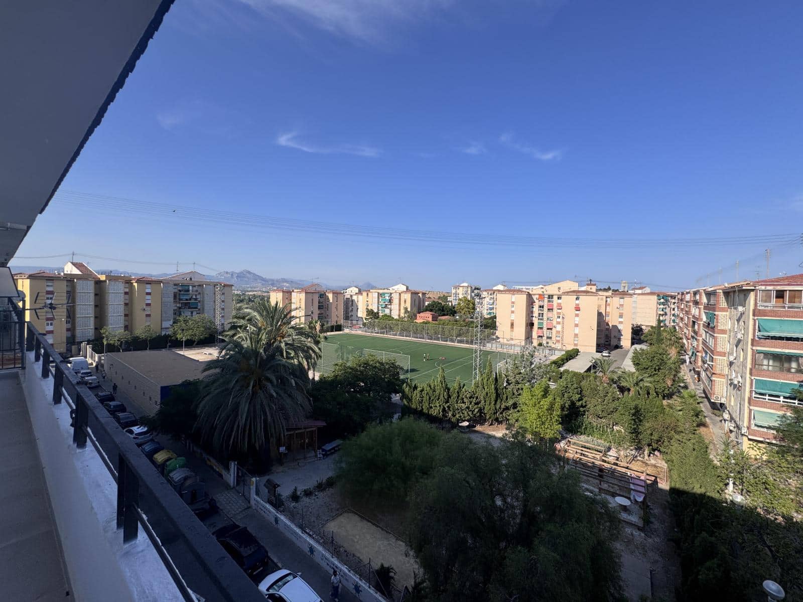 3 soveværelse Lejlighed til salg i Alicante by - € 136.000 (Ref: 9949052)