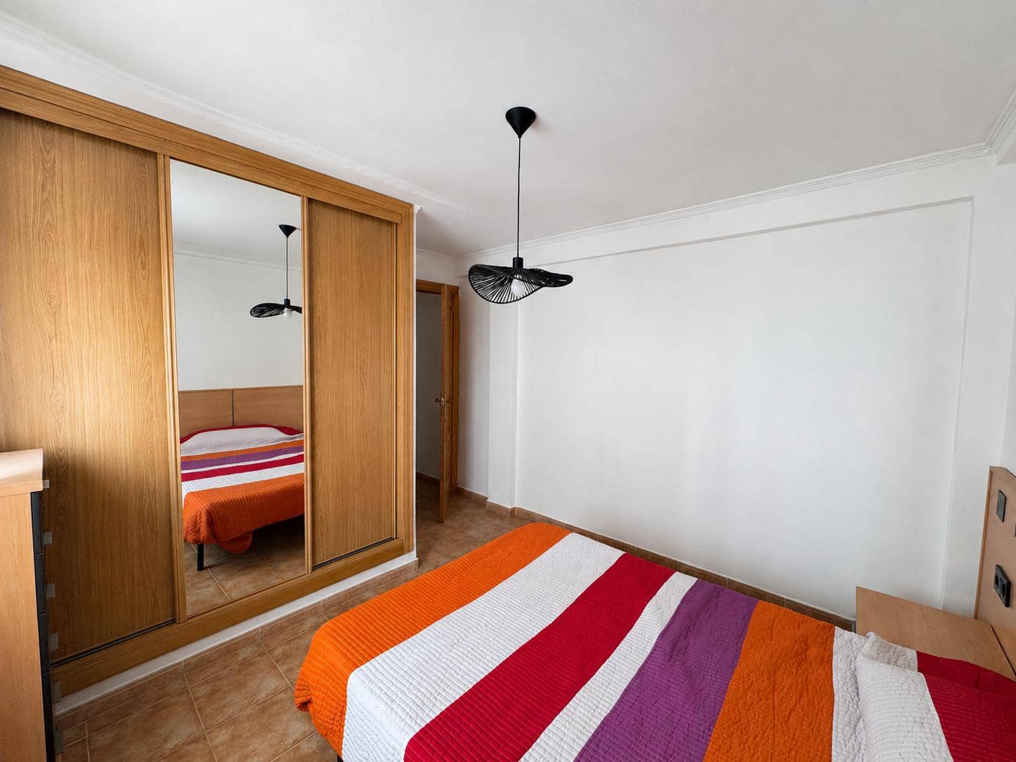 3 makuuhuone Asunto myytävänä paikassa Alicante kaupunki - 185 000 € (Ref: 9950783)