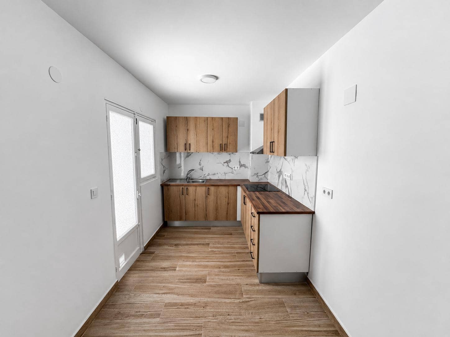 4 chambre Appartement à vendre à Elda - 99 000 € (Ref: 9974417)