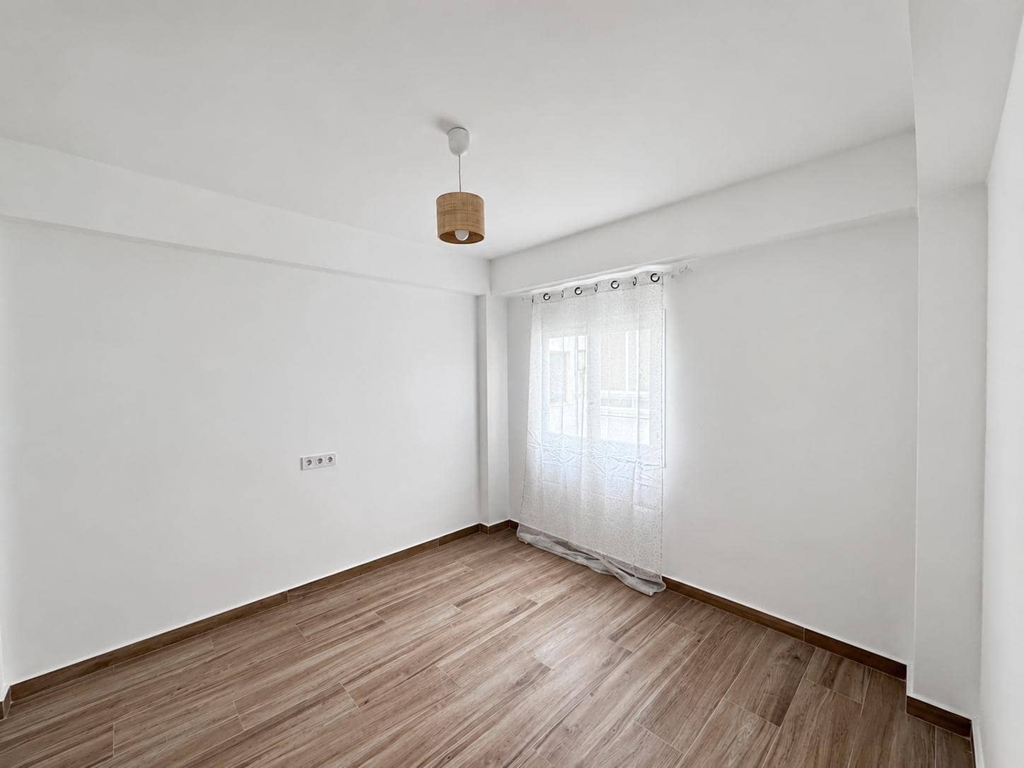 4 chambre Appartement à vendre à Elda - 99 000 € (Ref: 9974417)