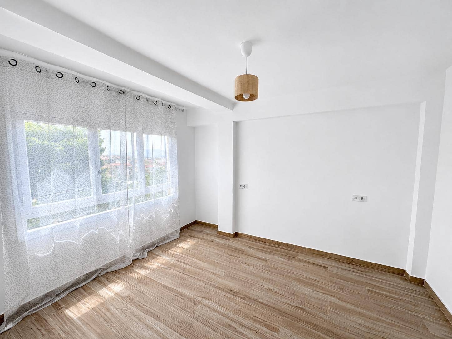 4 chambre Appartement à vendre à Elda - 99 000 € (Ref: 9974417)