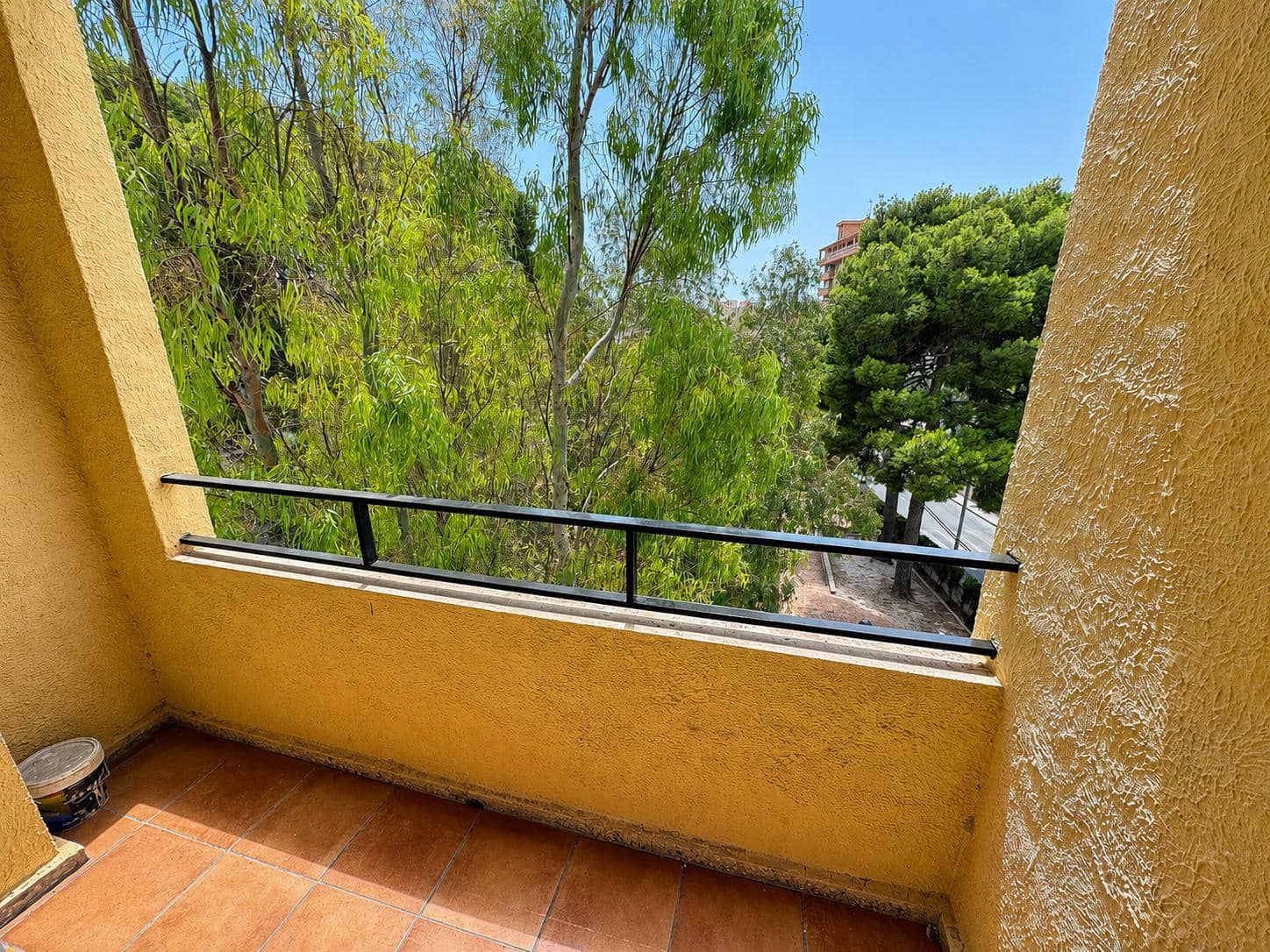 4 chambre Appartement à vendre à Elda - 99 000 € (Ref: 9974417)