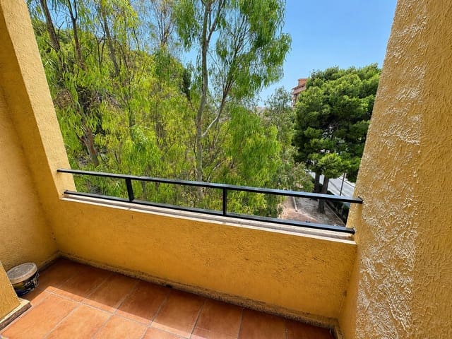 4 chambre Appartement à vendre à Elda - 99 000 € (Ref: 9974417)