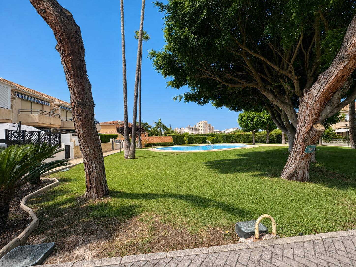 Chalet de 2 habitaciones en Santa Faz en venta con piscina garaje - 360.000 € (Ref: 9997917)