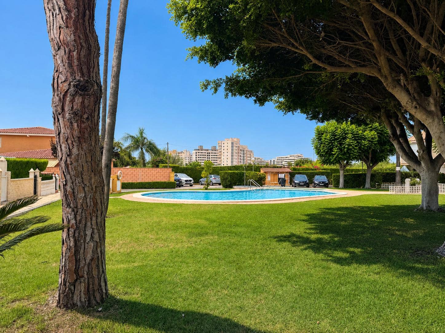 Chalet de 2 habitaciones en Santa Faz en venta con piscina garaje - 360.000 € (Ref: 9997917)