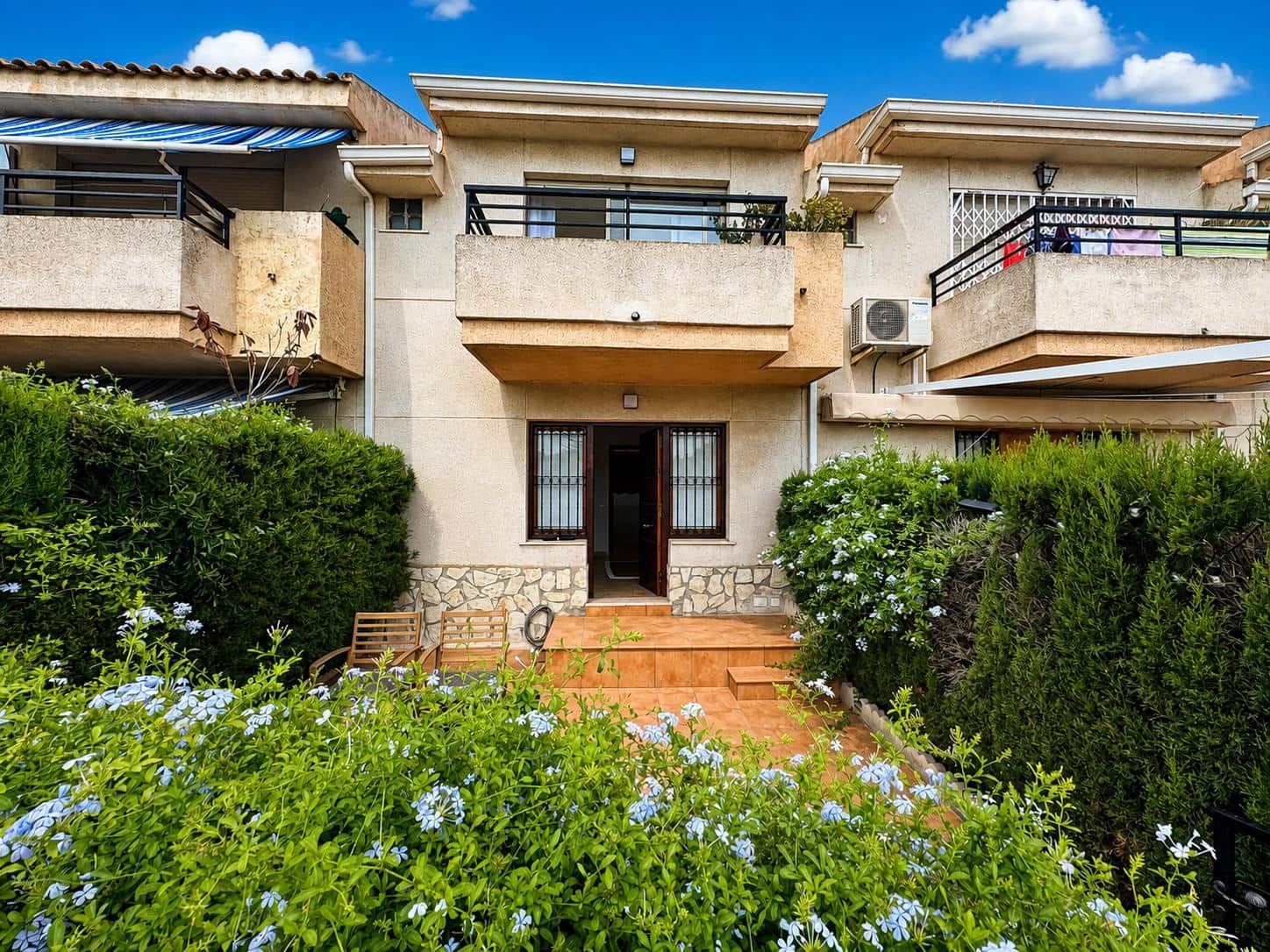 Chalet de 2 habitaciones en Santa Faz en venta con piscina garaje - 360.000 € (Ref: 9997917)