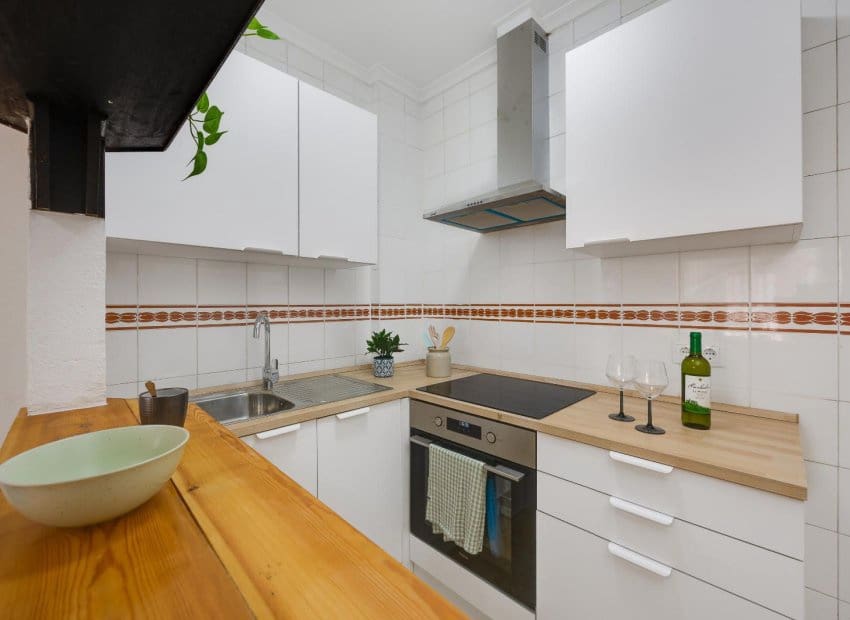 1 makuuhuone Huoneisto myytävänä paikassa Torrevieja mukana uima-altaan - 132 969 € (Ref: 10004540)