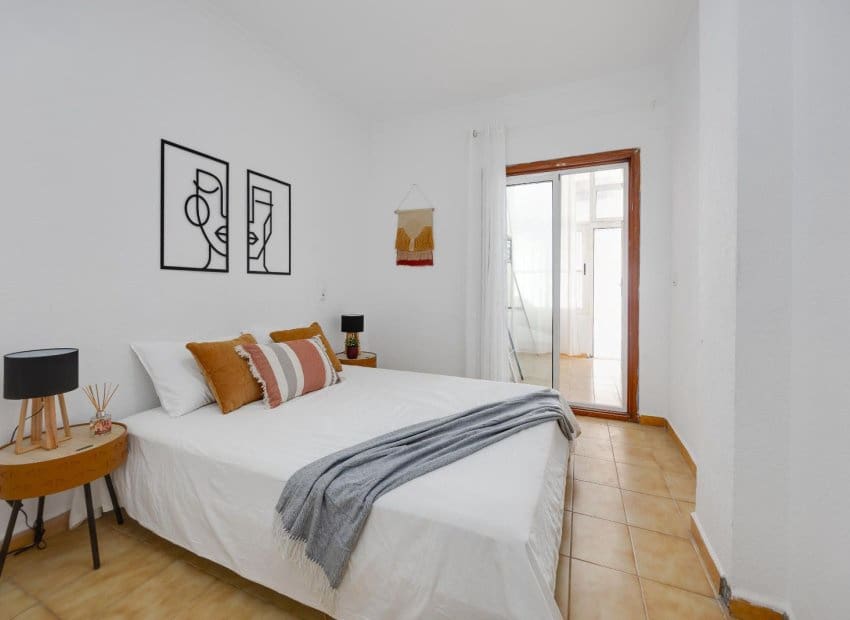 1 makuuhuone Huoneisto myytävänä paikassa Torrevieja mukana uima-altaan - 132 969 € (Ref: 10004540)
