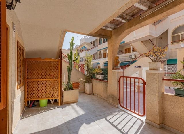 2 soveværelse Lejlighed til salg i Playa del Acequión, Torrevieja - € 129.900 (Ref: 10004541)
