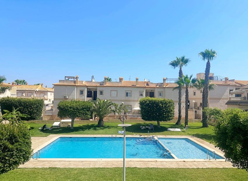 2 soverom Leilighet til salgs i Aguas Nuevas med svømmebasseng - € 169 900 (Ref: 10004542)